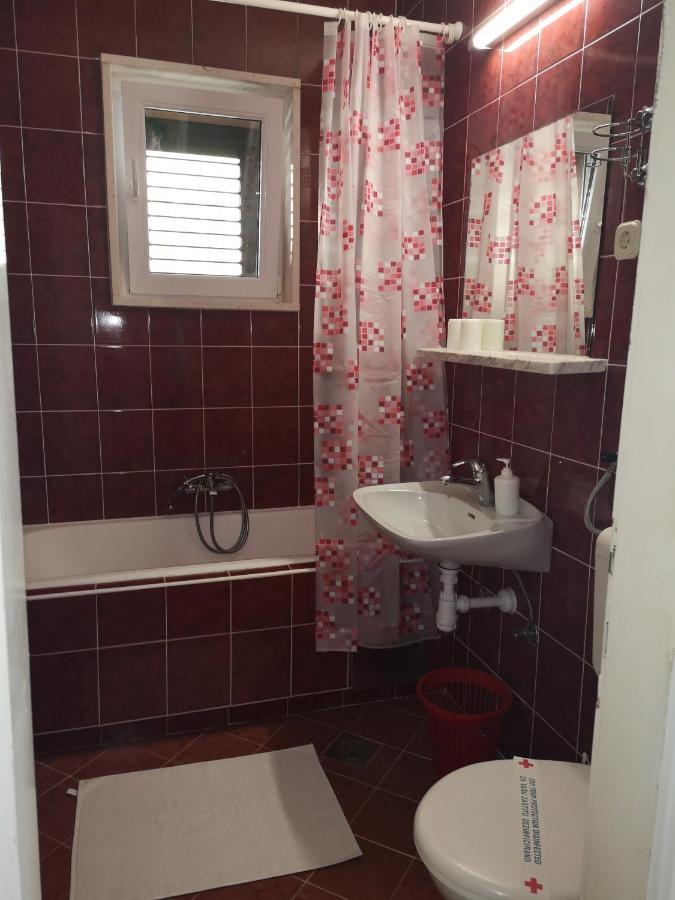 Apartmani California II Podgora Esterno foto